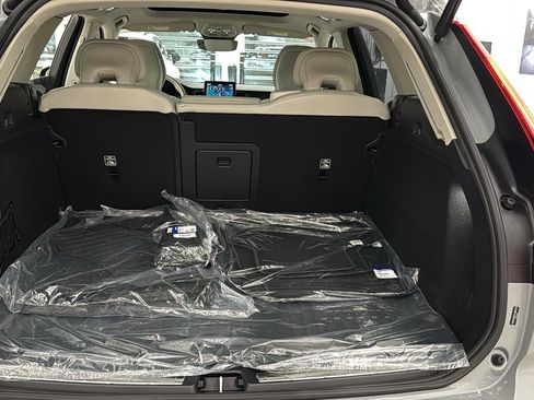 New 2026 Volvo XC60 B5 Ultra w/ Protection Package Premier image 29