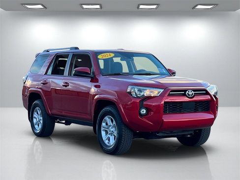 Used 2024 Toyota 4Runner SR5 image 8