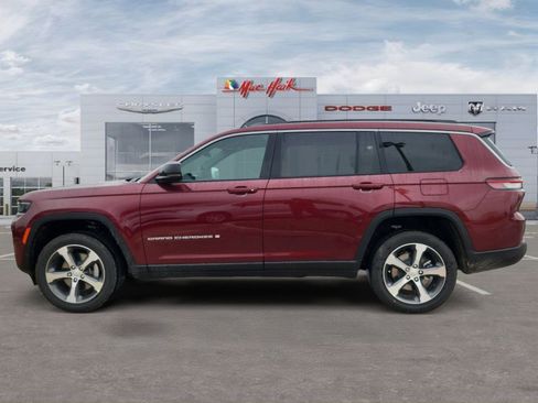 New 2026 Jeep Grand Cherokee L Limited RWD image 2