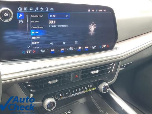 Used 2025 Chevrolet Tahoe Z71 AWD/4WD image 26