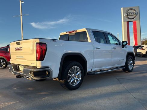 Used 2022 GMC Sierra 1500 SLT image 6