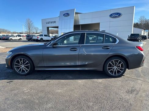 Used 2019 BMW 330i xDrive Sedan w/ Convenience Package image 2