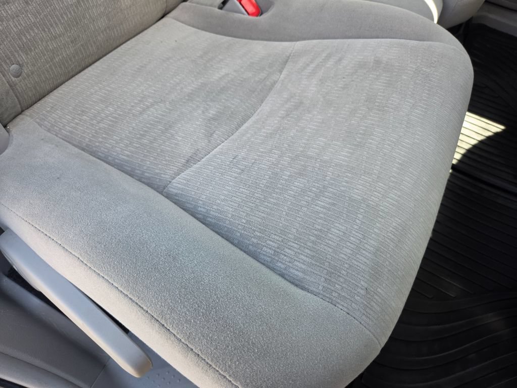 Used 2013 Toyota Highlander Plus FWD image 35