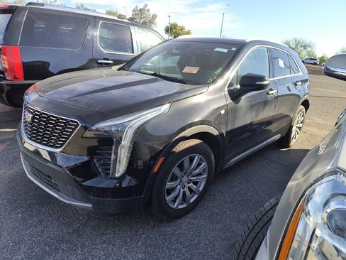Certified 2022 Cadillac XT4 Premium Luxury w/ Enhanced Visibility Package image 6