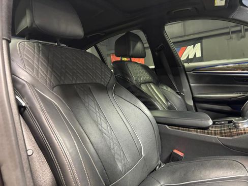 Used 2018 BMW 540i xDrive image 10