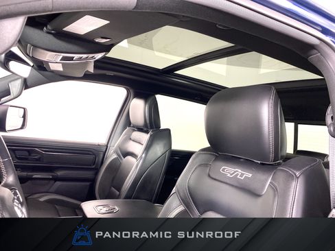 Used 2023 RAM 1500 Laramie AWD/4WD image 2