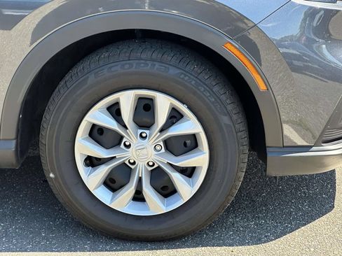 Certified 2025 Honda CR-V LX image 6