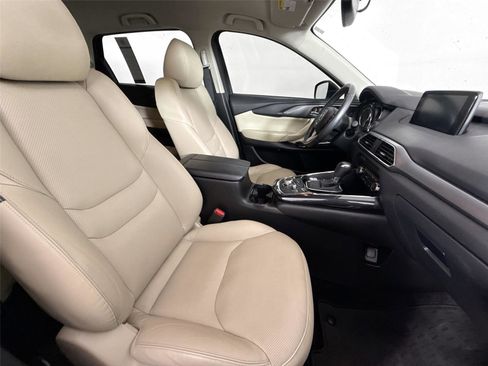 Used 2016 MAZDA CX-9 Touring image 42