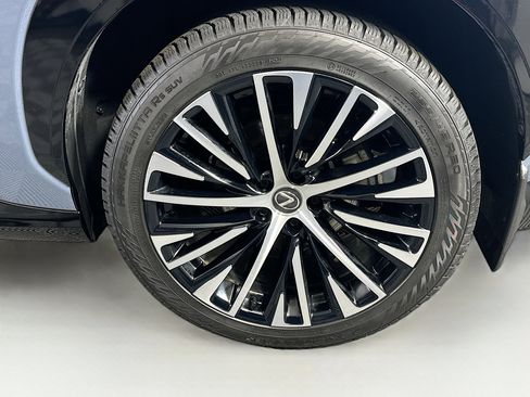 Used 2023 Lexus RZ 450e Premium w/ Technology Package image 11