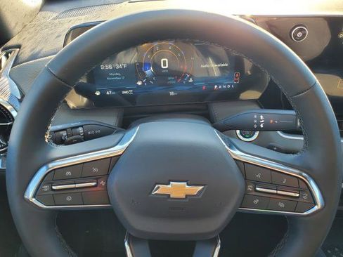 New 2026 Chevrolet Equinox LT image 13