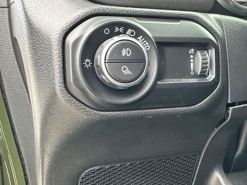 Used 2023 Jeep Gladiator Mojave w/ Cold Weather Group image 25