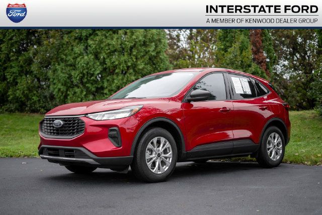 Used 2025 Ford Escape Active FWD image 1