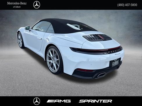 Used 2025 Porsche 911 Carrera RWD image 4