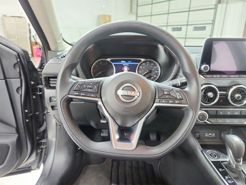 Used 2024 Nissan Sentra SV image 21