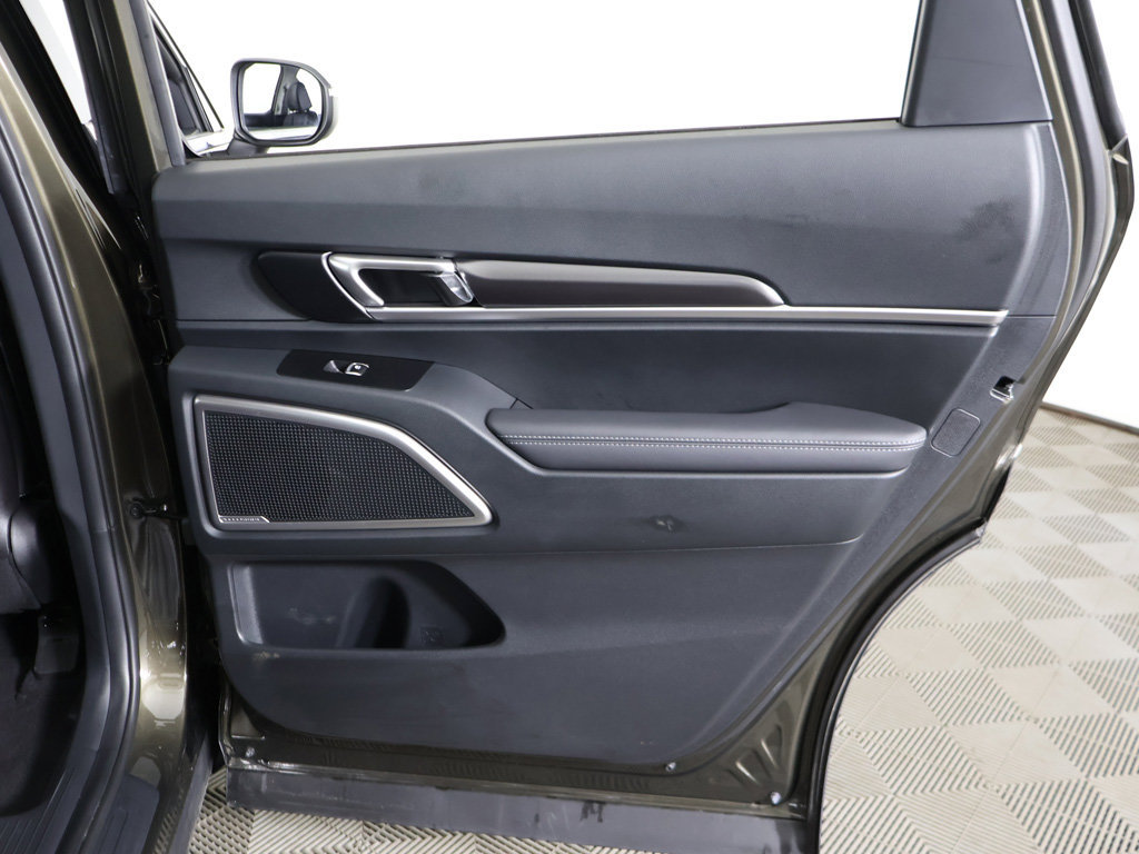 Certified 2025 Kia Telluride S FWD image 29