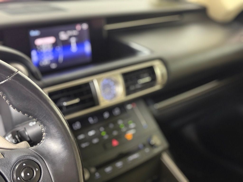 Used 2016 Lexus IS 200t RWD image 15