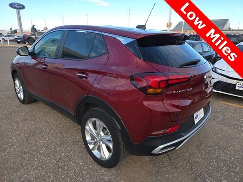 Used 2022 Buick Encore GX Preferred w/ Cold Weather Comfort Package image 3