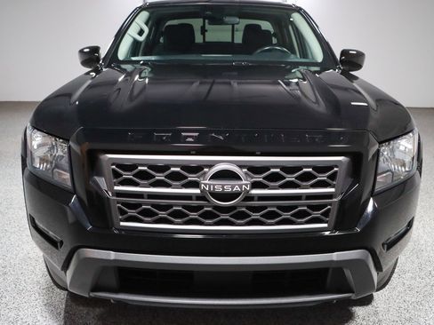 Used 2023 Nissan Frontier SV w/ SV Convenience Package AWD/4WD image 4