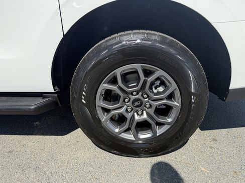 New 2025 Ford Expedition Max Active image 14