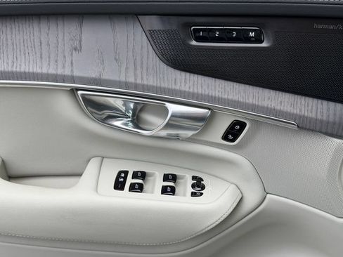 Certified 2026 Volvo XC90 B6 Ultra w/ Protection Package AWD/4WD image 29