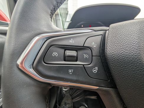 Used 2024 Chevrolet Trax LT w/ Driver Confidence Package image 20