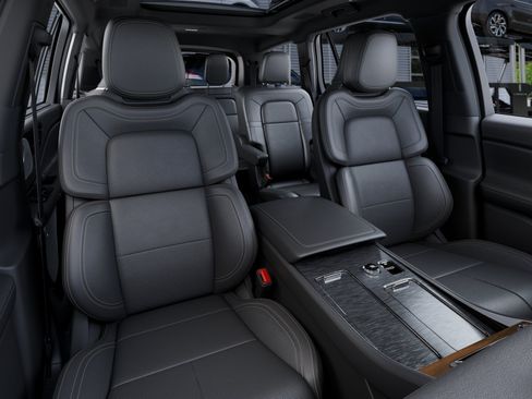 New 2027 Lincoln Aviator Reserve AWD/4WD image 10