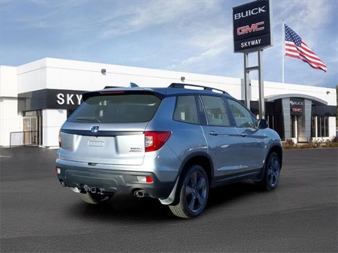 Used 2019 Honda Passport Touring image 3