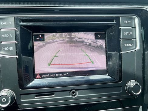 Used 2018 Volkswagen Passat 2.0T S w/ Driver Assistance Package FWD image 27