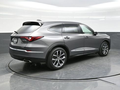 Used 2023 Acura MDX SH-AWD w/ Technology Package image 7
