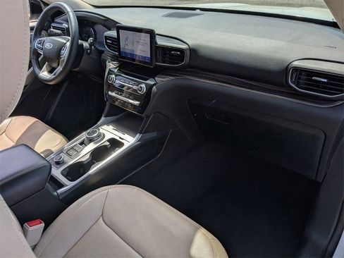 Used 2023 Ford Explorer Limited image 48