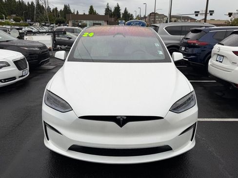 Used 2024 Tesla Model X AWD/4WD image 5