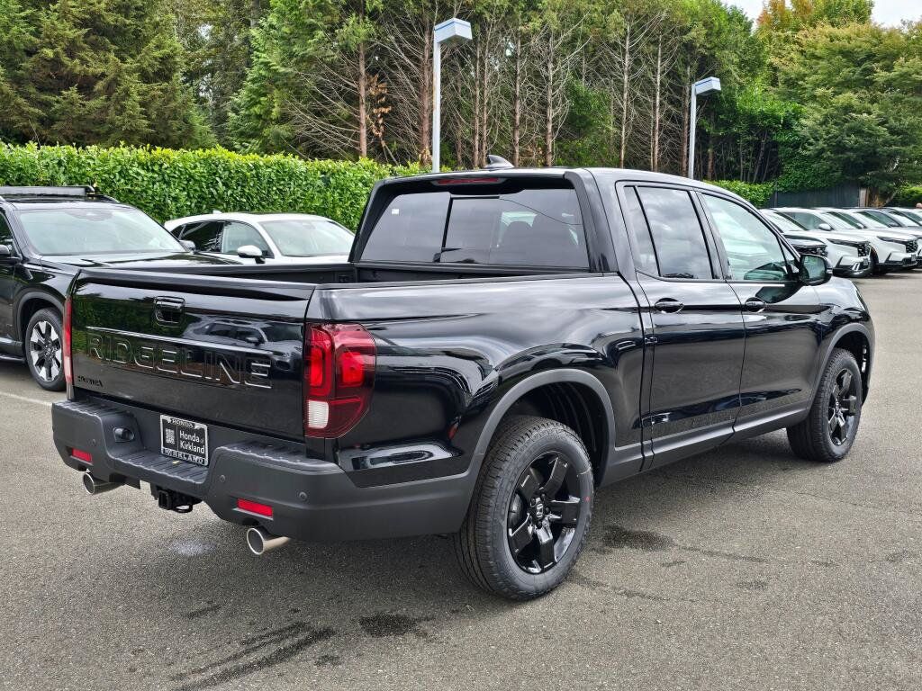 New 2026 Honda Ridgeline Black Edition image 7