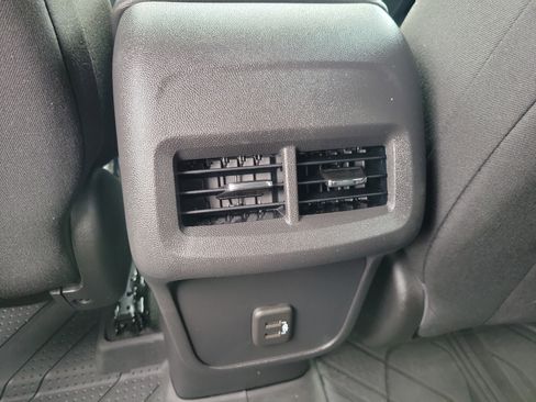 Certified 2023 Chevrolet Equinox LT FWD image 15