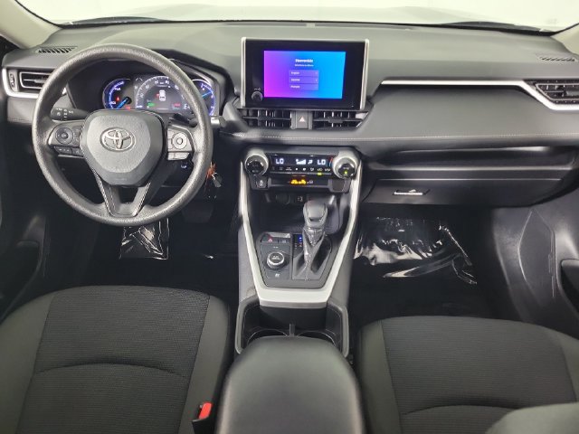 Used 2025 Toyota RAV4 LE AWD/4WD image 16
