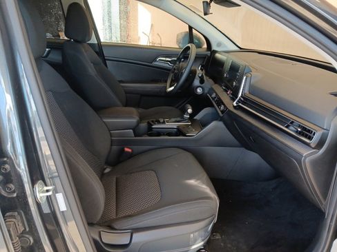 Used 2024 Kia Sportage LX image 24