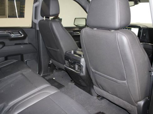Used 2023 Chevrolet Silverado 1500 LTZ w/ LTZ Premium Package image 34