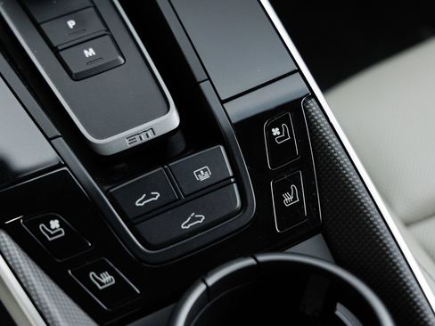 Certified 2021 Porsche 911 Turbo S AWD/4WD image 24
