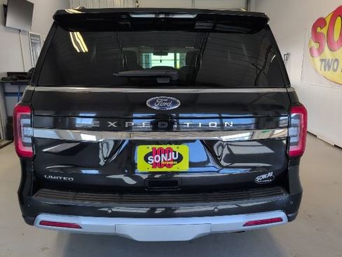 Certified 2024 Ford Expedition Limited image 3