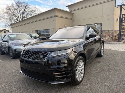 Used 2018 Land Rover Range Rover Velar R-Dynamic SE image 3