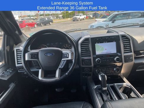 Used 2017 Ford F150 Platinum w/ Equipment Group 701A Luxury image 13