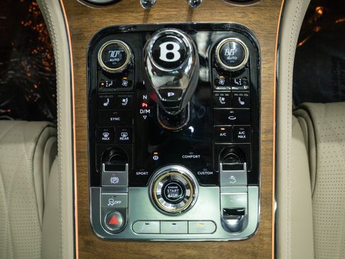 Used 2024 Bentley Continental GT V8 AWD/4WD image 24