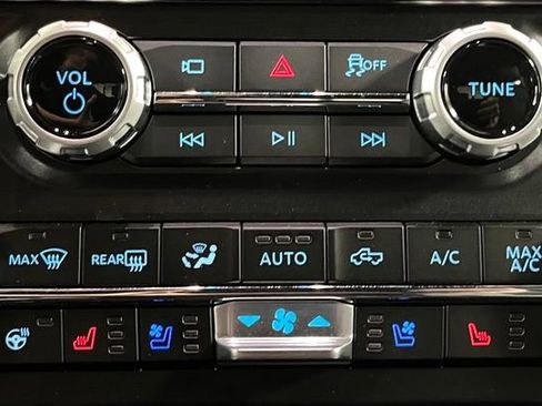Used 2026 Ford F450 Platinum AWD/4WD image 39