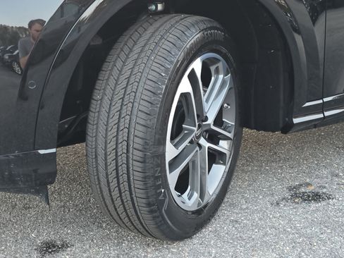 New 2025 Audi Q5 Premium image 32