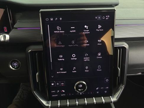 Used 2025 GMC Acadia AT4 image 13