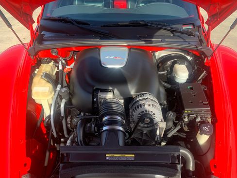 Used 2005 Chevrolet SSR w/ Preferred Equipment Group image 10