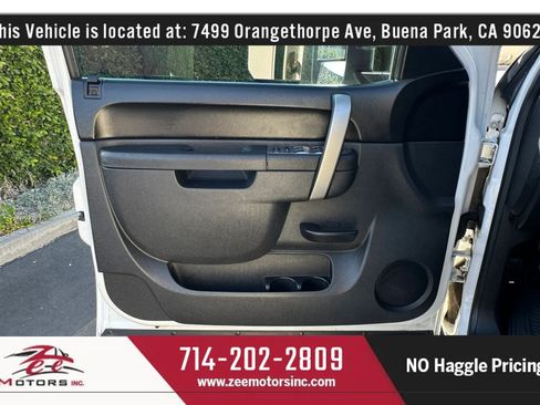 Used 2013 Chevrolet Silverado 2500 LT w/ Custom Sport Truck Package RWD image 42
