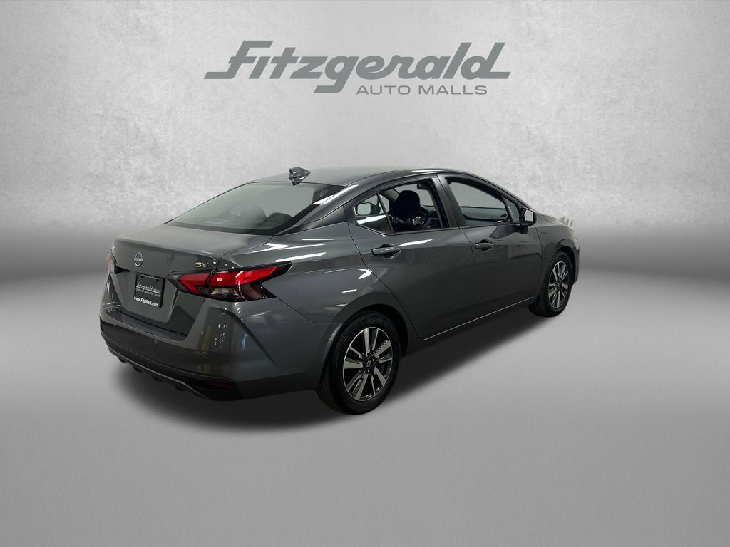 Used 2024 Nissan Versa SV FWD image 6