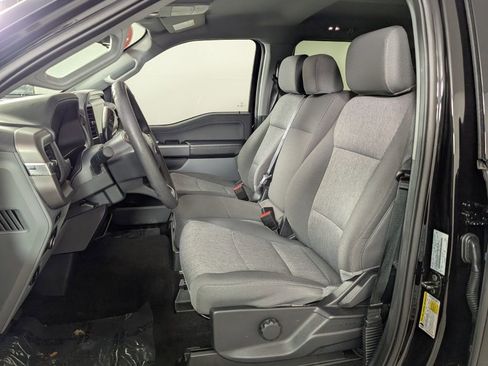 Used 2025 Ford F150 XLT image 12