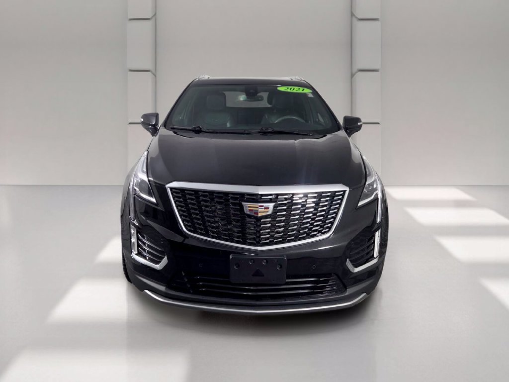 Used 2021 Cadillac XT5 Premium Luxury w/ LPO, Floor Liner Package AWD/4WD image 3