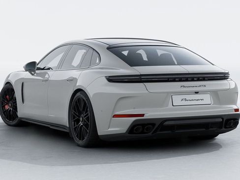 New 2026 Porsche Panamera GTS image 3